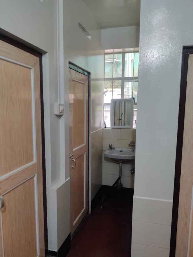 Travellers Bed And Breakfast Shillong Exterior foto